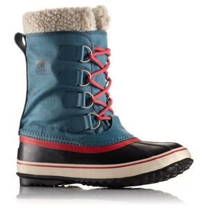 Sorel Winter Carnival Snow Boot, Blue/Pink